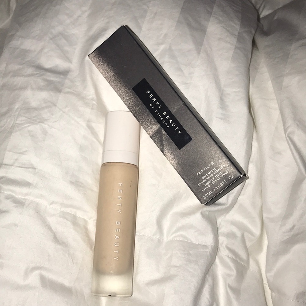 Fenty Beauty by Rihanna Pro Filt'r Foundation 120